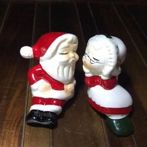 Vintage Mr & Mrs Clause Salt & Pepper Shakers
